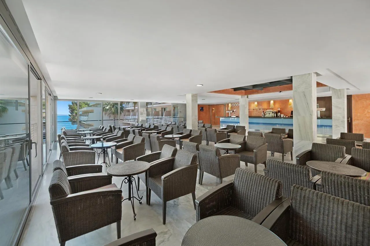 ホテル オクシデンタル カーラ ヴィーナス Cala Vinas  Cala Vinas (Mallorca)